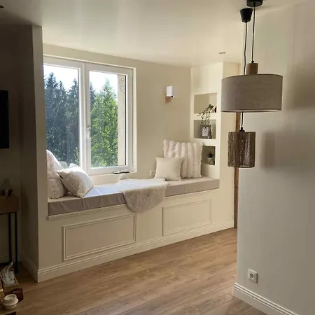 Hébergement de vacances Perché En Bordure De Forêt - Jacuzzi Privatif Laveline